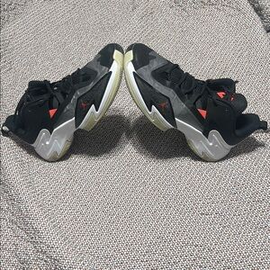 Jordan men’s size 10 shoes